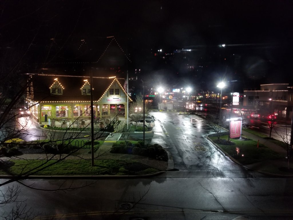 _211458.jpg
