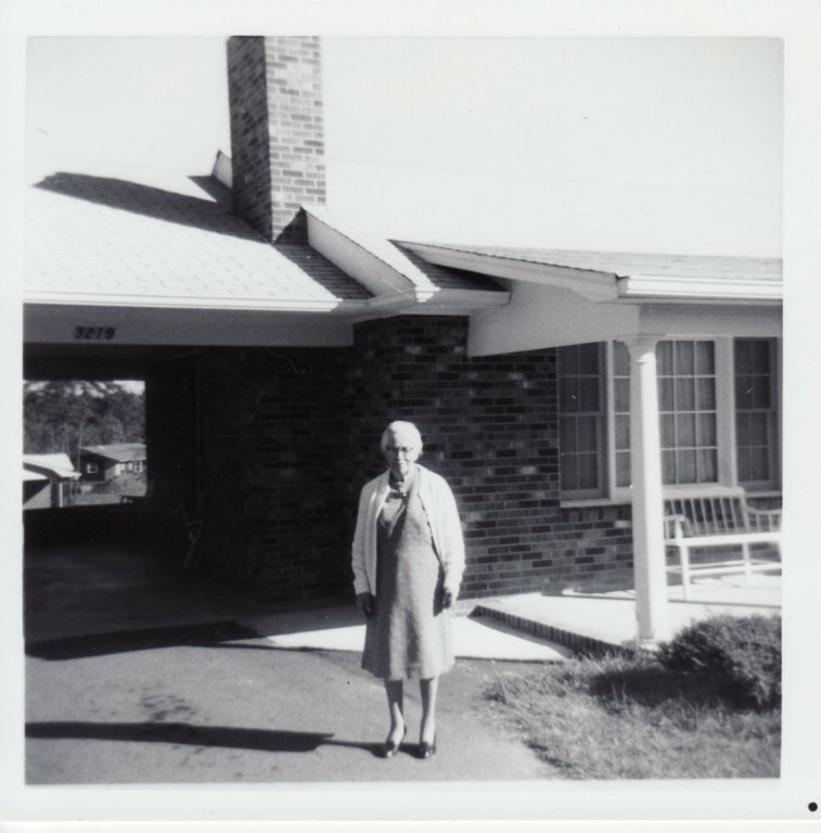 maryelzeniataylorhudler_bobbiesgrandmother.jpg